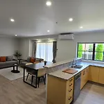 Stay 280 & Stay 284 Rotorua - Refurbished Modern Accommodation