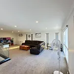 Hot Spring Vacation House