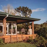 Paradise Valley Lodge - The Homestead