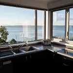 Rotorua Serenity Lakeview Retreat