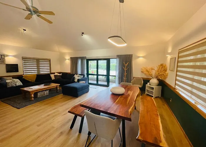 Tikitere Lodge, Rotorua