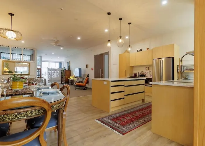Inn Tutanekai - Central City Chic 3 Bedroom 2 Bathroom Apartment