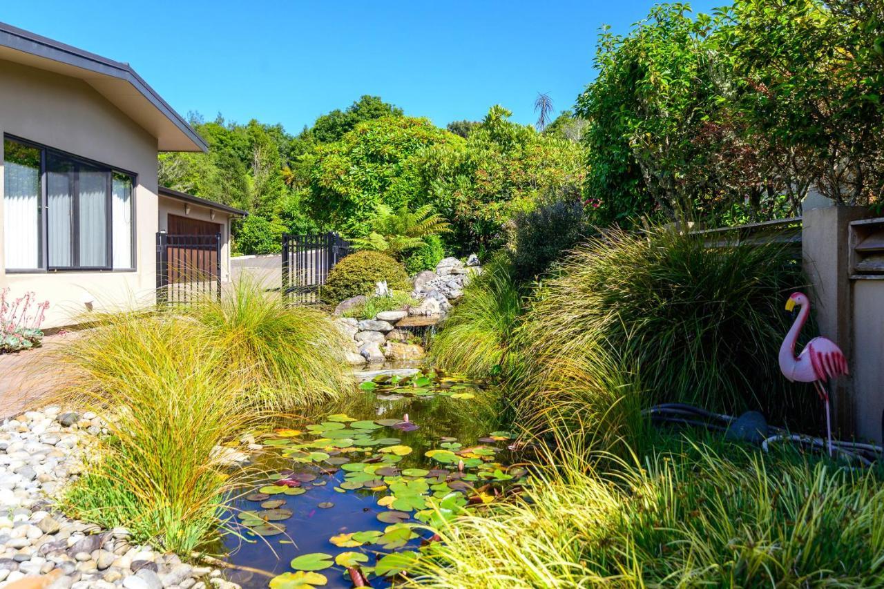 Tranquility Lakefront * Rotorua
