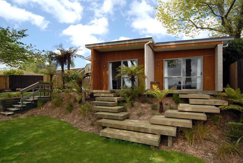B&b@the Redwoods Bed & Breakfast Rotorua