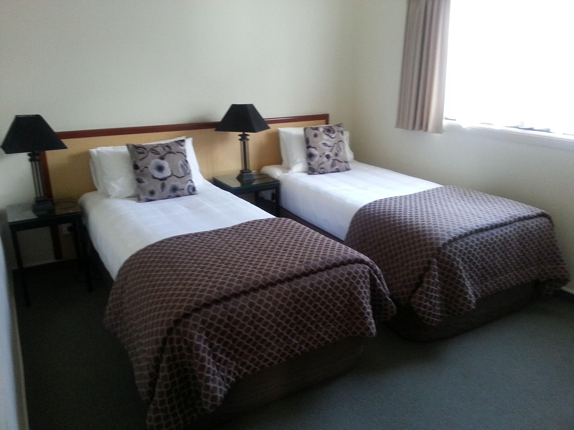 280 & 284 - Refurbished Modern Motel