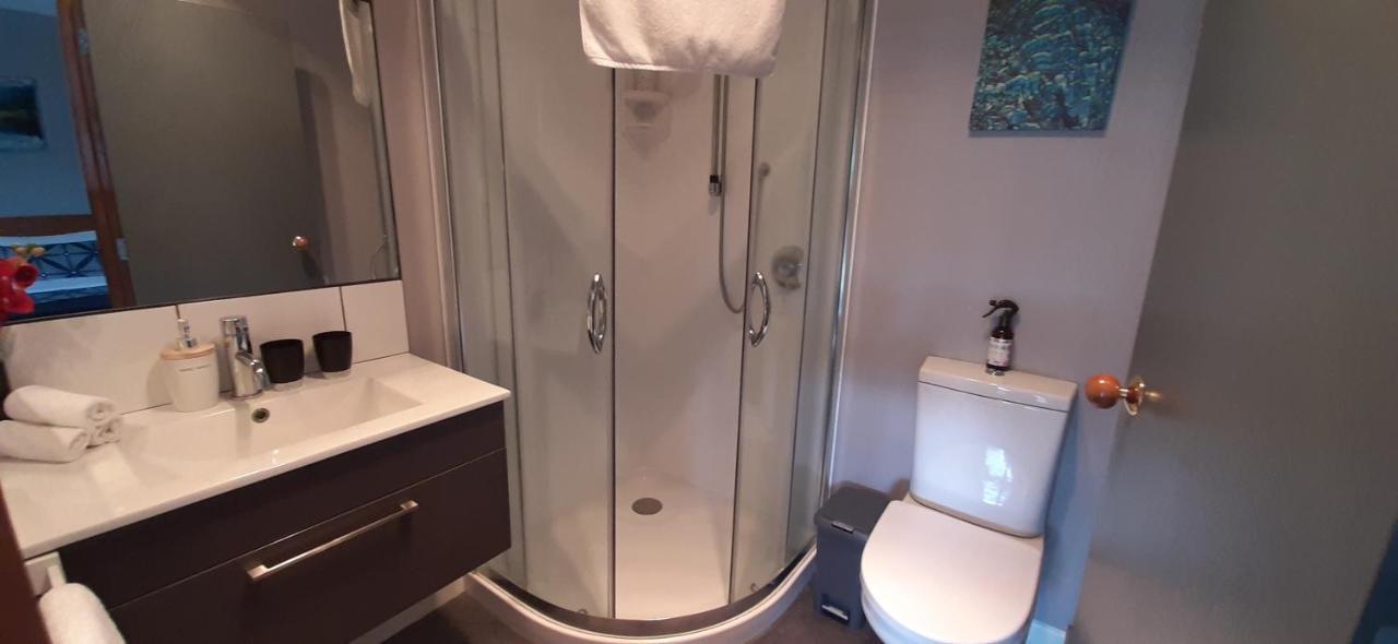 Bed & Breakfast Koutu 5*