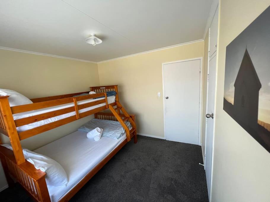 Spacious 3 Bedroom Near Skyline-5 Min Walk * Rotorua