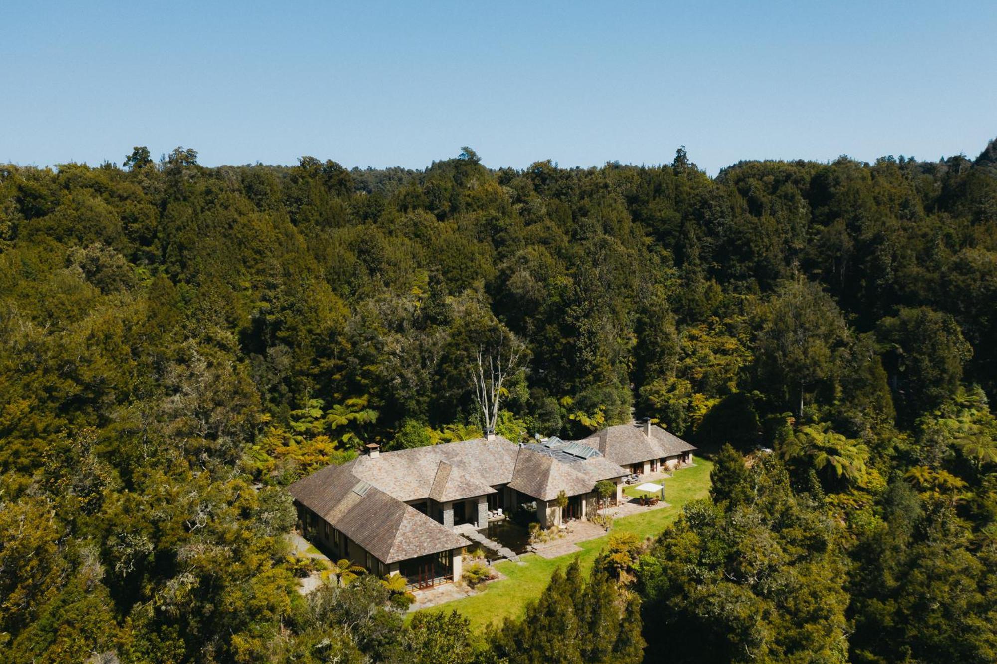 Treetops & Estate Resort