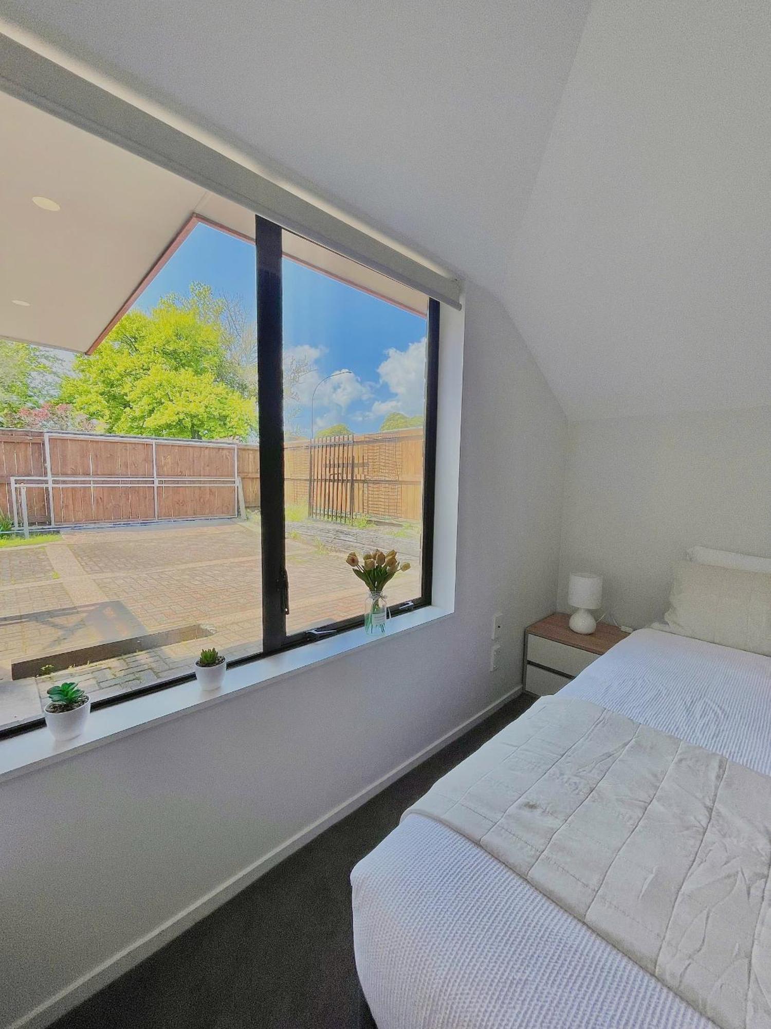 Cozy Victoria Double With Garden View With Shared Bathroom Casa de hóspedes