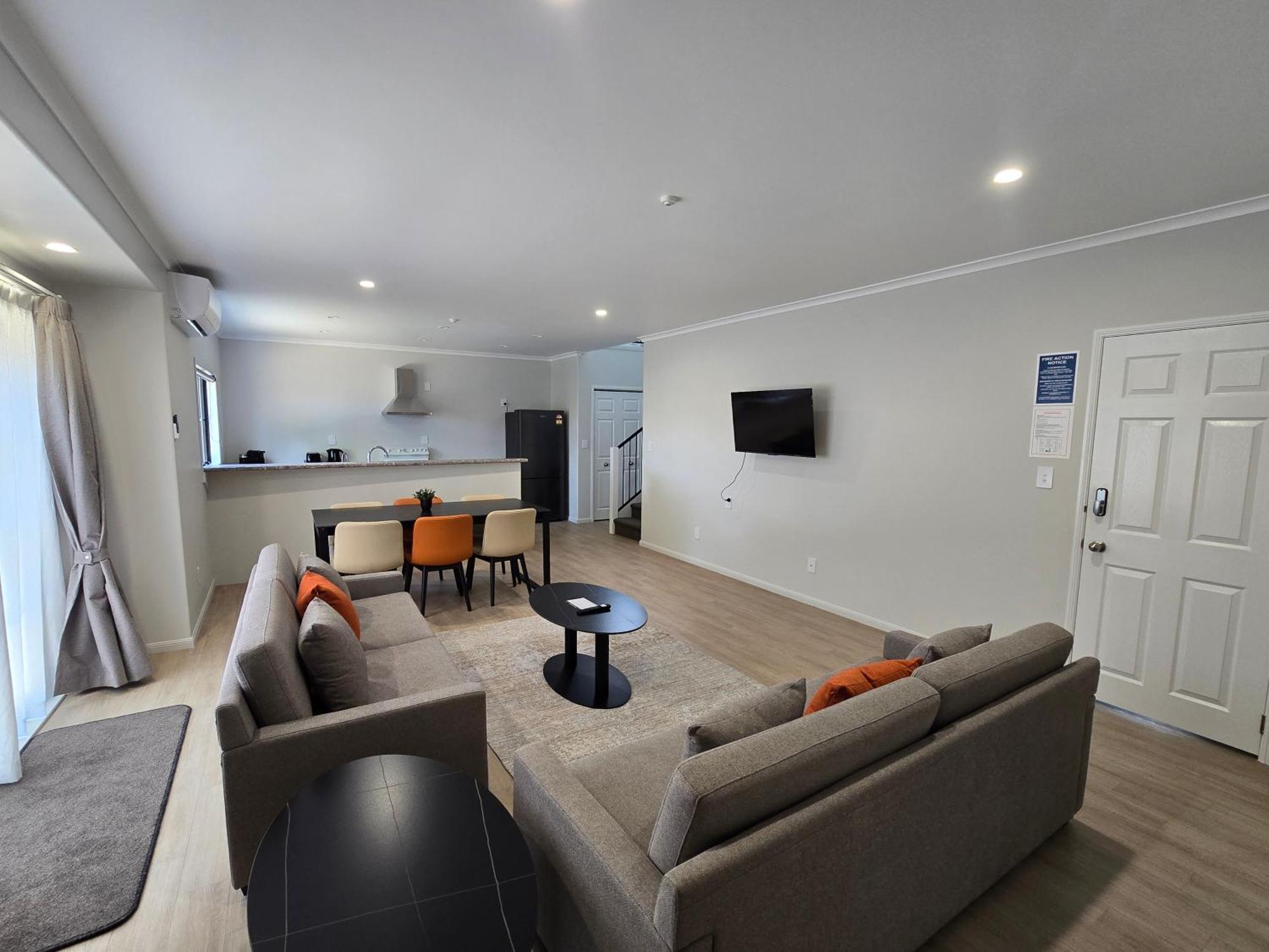 280 & 284 - Refurbished Modern Motel