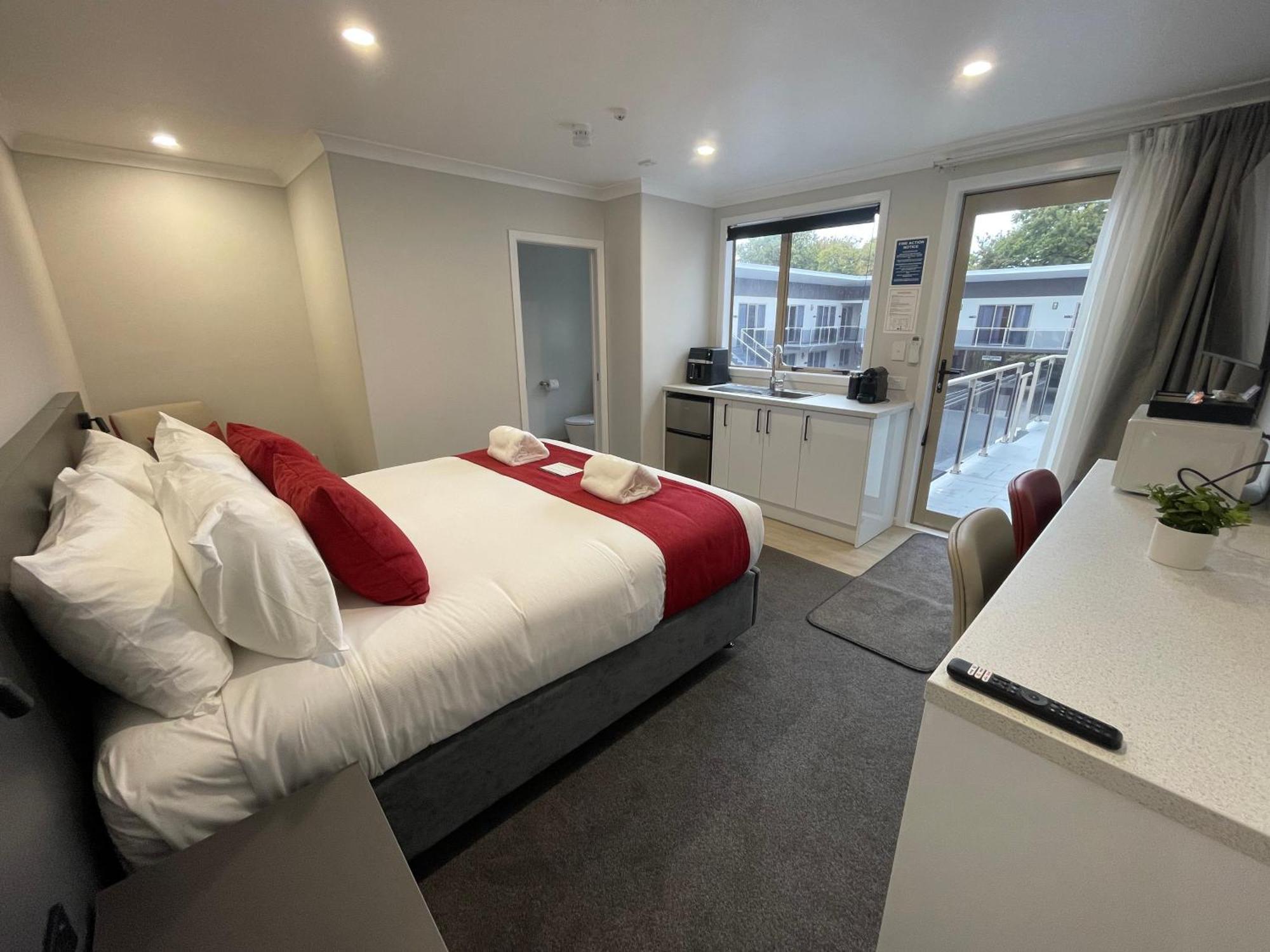 280 & 284 - Refurbished Modern Rotorua