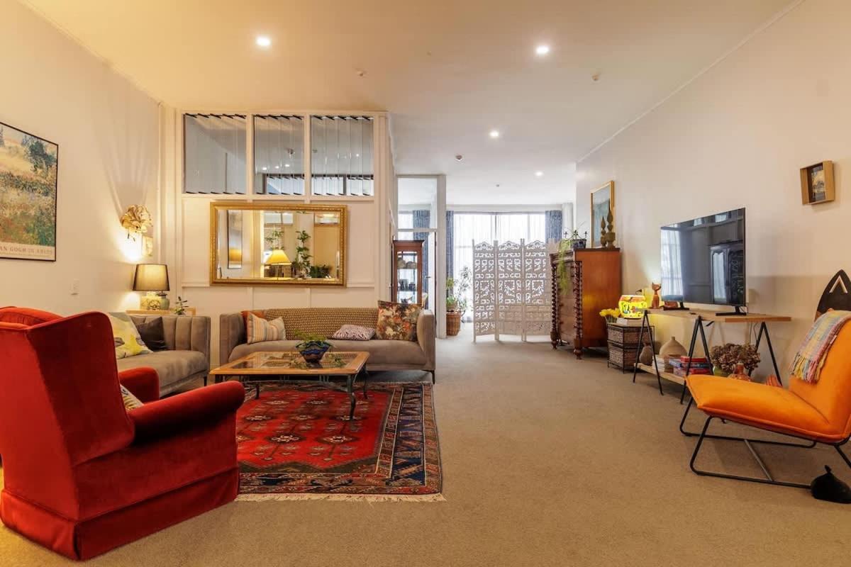 Tutanekai - Chic 3 Bedroom 2 Bathroom Rotorua