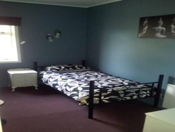 Crash Palace Backpackers Albergue *