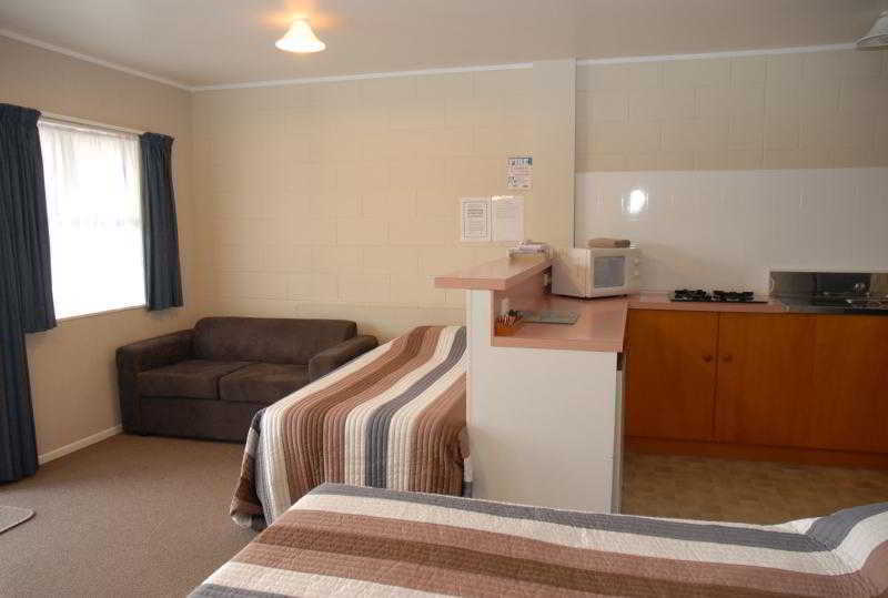 Motel Six On Union 3*