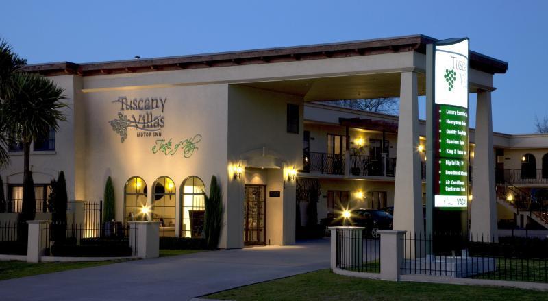 Motel 280 & 284 - Refurbished Modern