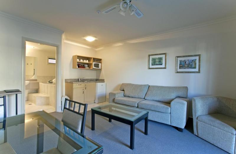 280 & 284 - Refurbished Modern