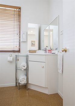 East West Studio Apartamento