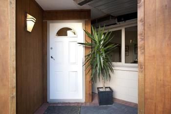 B&b@the Redwoods Bed & Breakfast