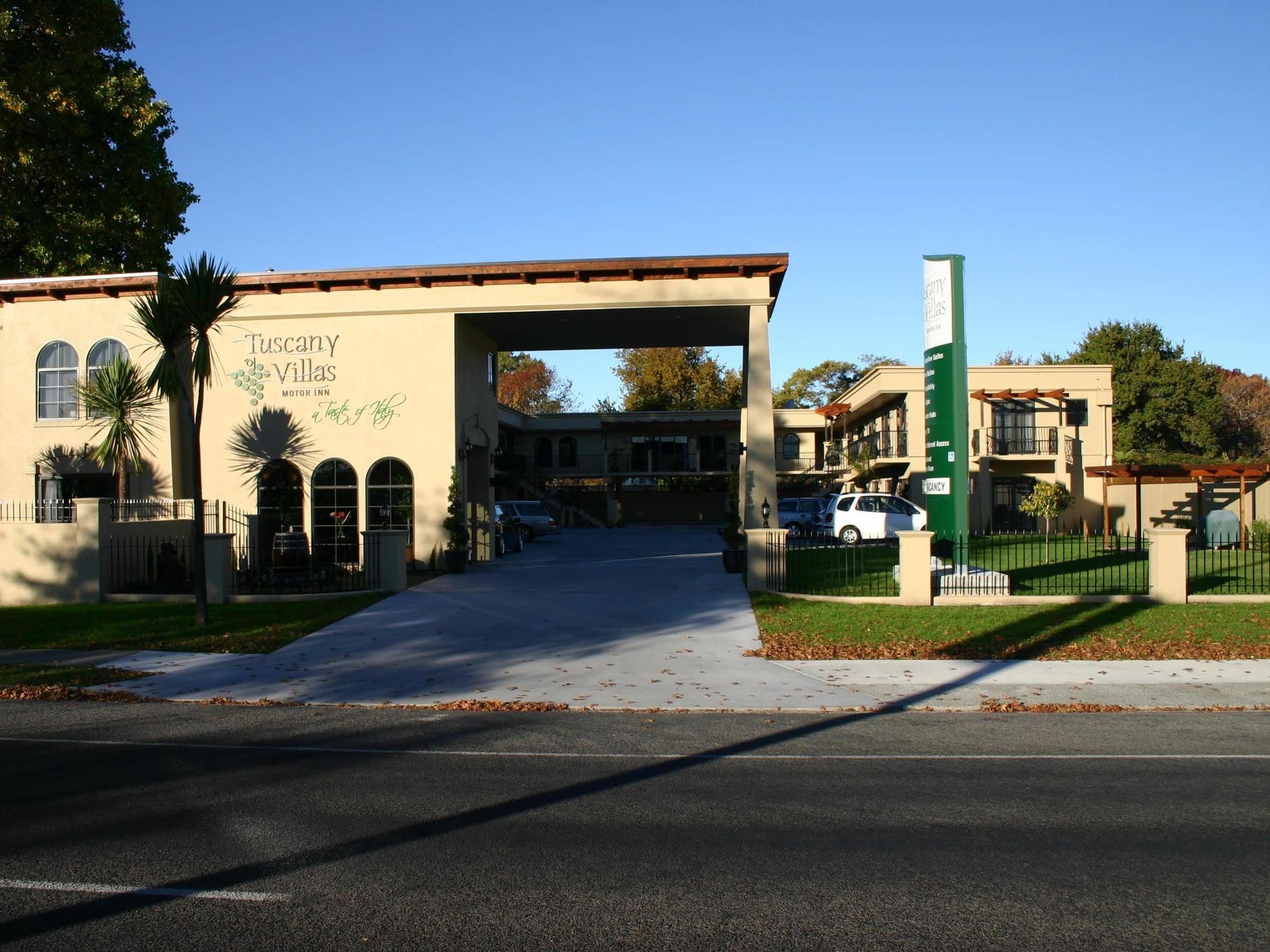 280 & 284 - Refurbished Modern Motel
