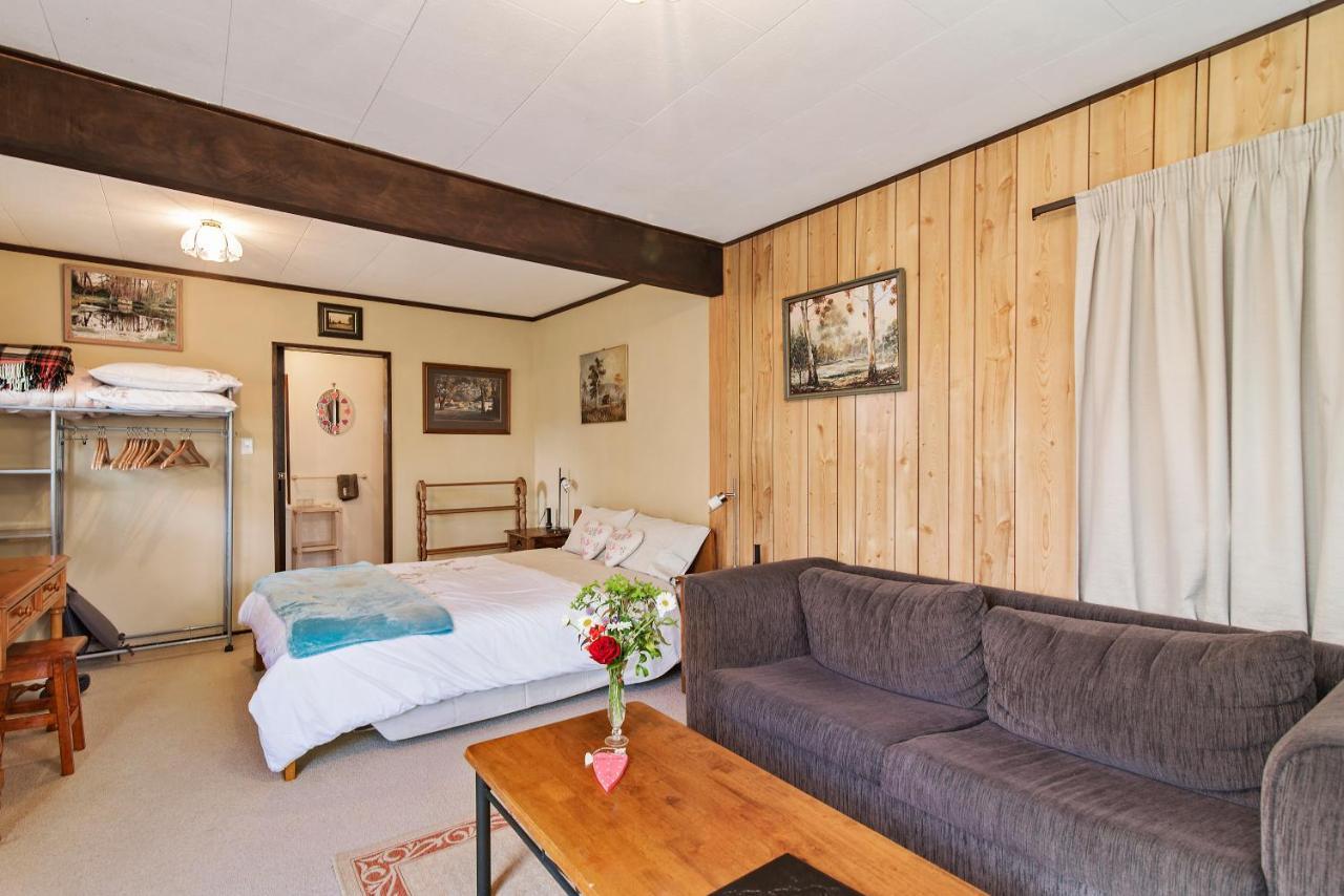 Mokoia Downs Bed & Breakfast Rotorua