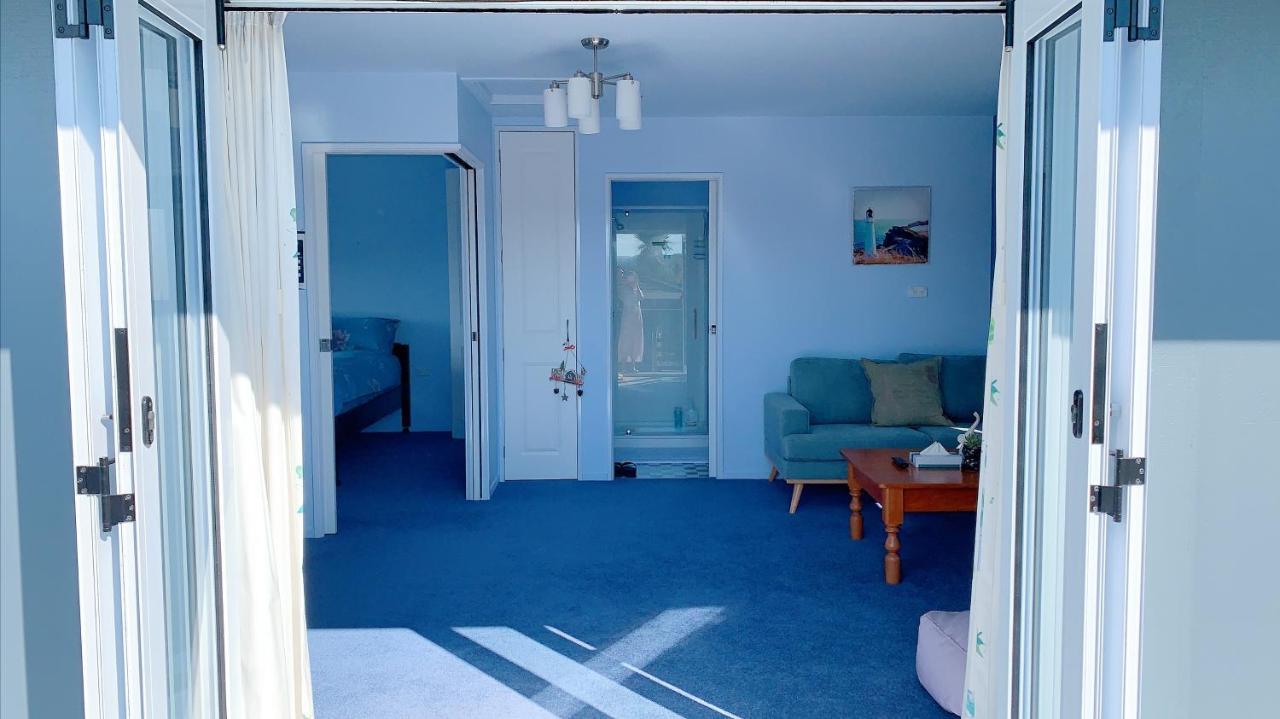 Panoramic View Without A Kitchen *
