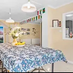 Skyline Mountain View Lodge Up To 16 People