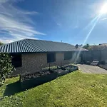Comfort 3 Bedrooms House Near Redwood