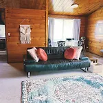 Comfortable Cosy Retreat