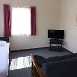 Holdens Bay Holiday Park