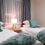 Rose Apartments Unit 3 Central Rotorua - Accommodation & Spa