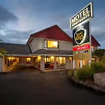 Sport Of Kings Motel