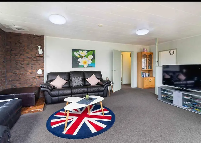Mountain Top Kiwi Star Holiday Home