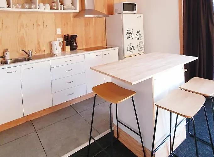 Rotoruas Tiny Gem Bnb With Spa