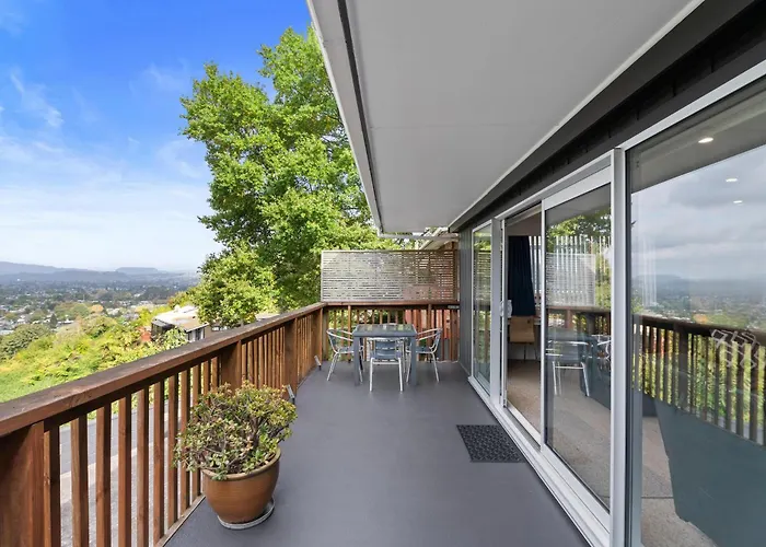 Skyline Staycation - Rotorua Holiday Home
