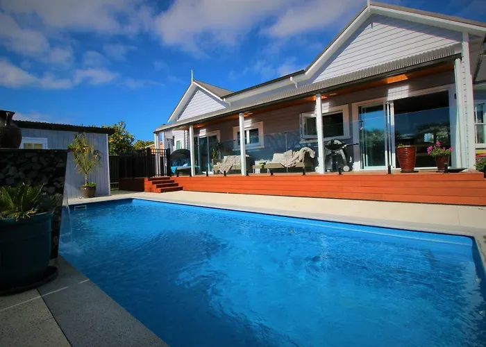 Aristaair- Poppies Luxury Villa