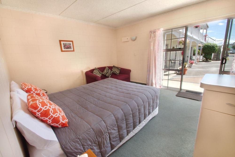 Hotel Union Victoria Motor 3*