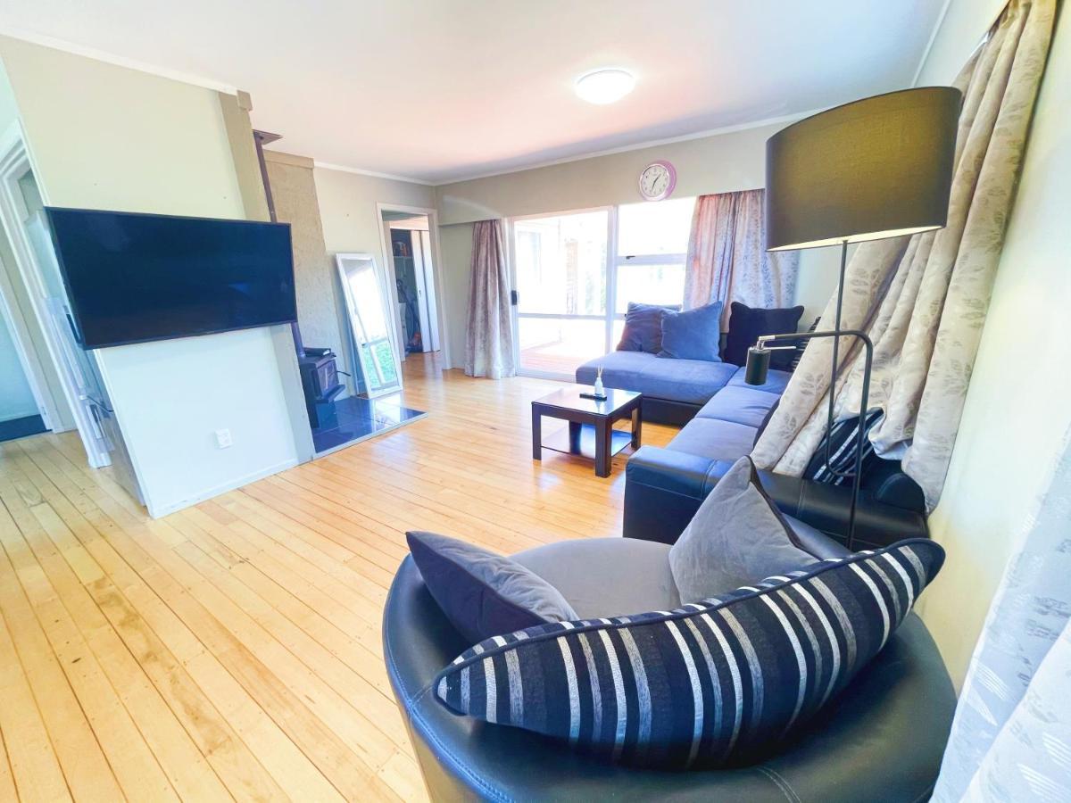 Cosy Family With A Sunny Deck Rotorua