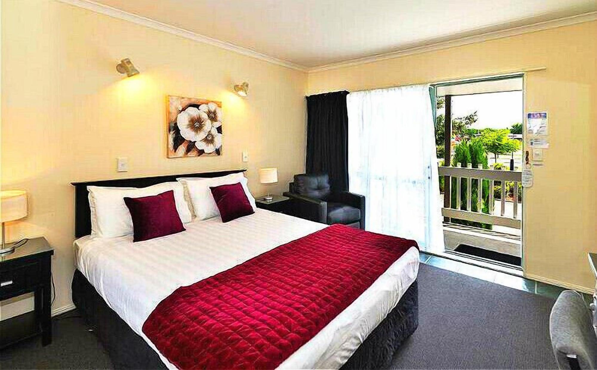 Accolade Motel 3*