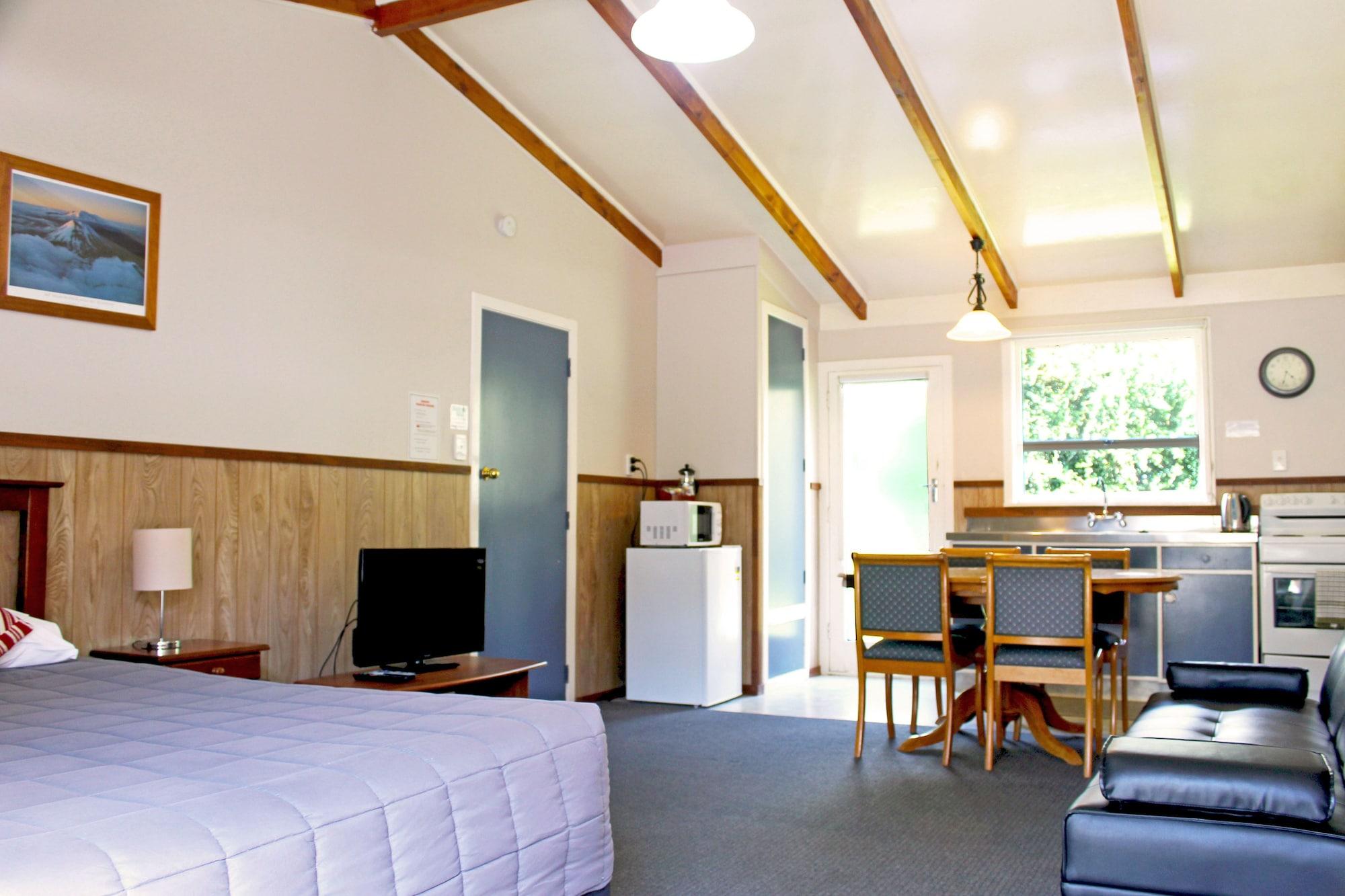 Fairy Springs Motel