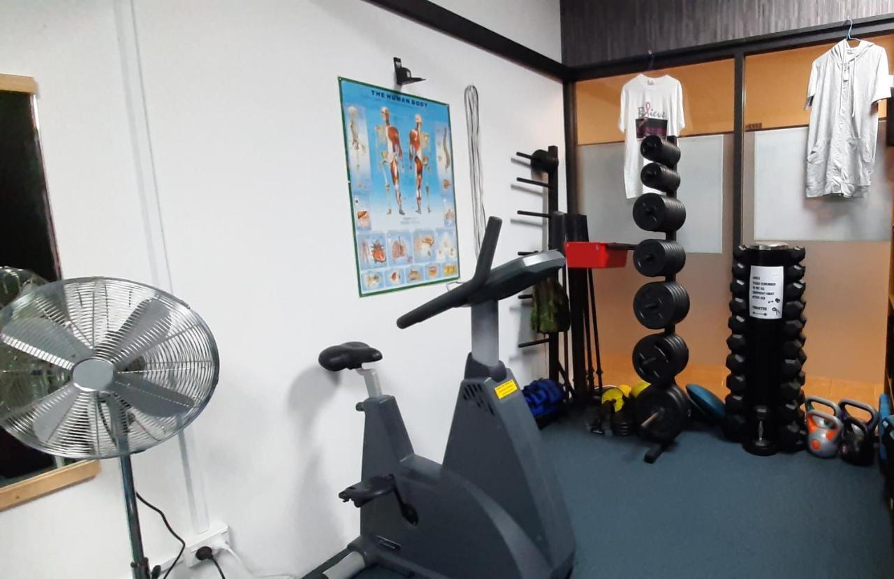 Campsite Lioness - Fitness Studio For Hire *
