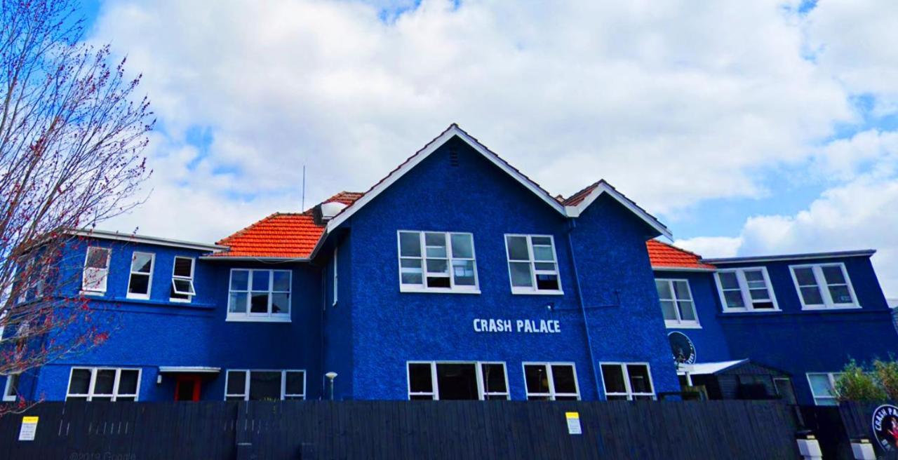 Crashpalace Backpackers Hostel