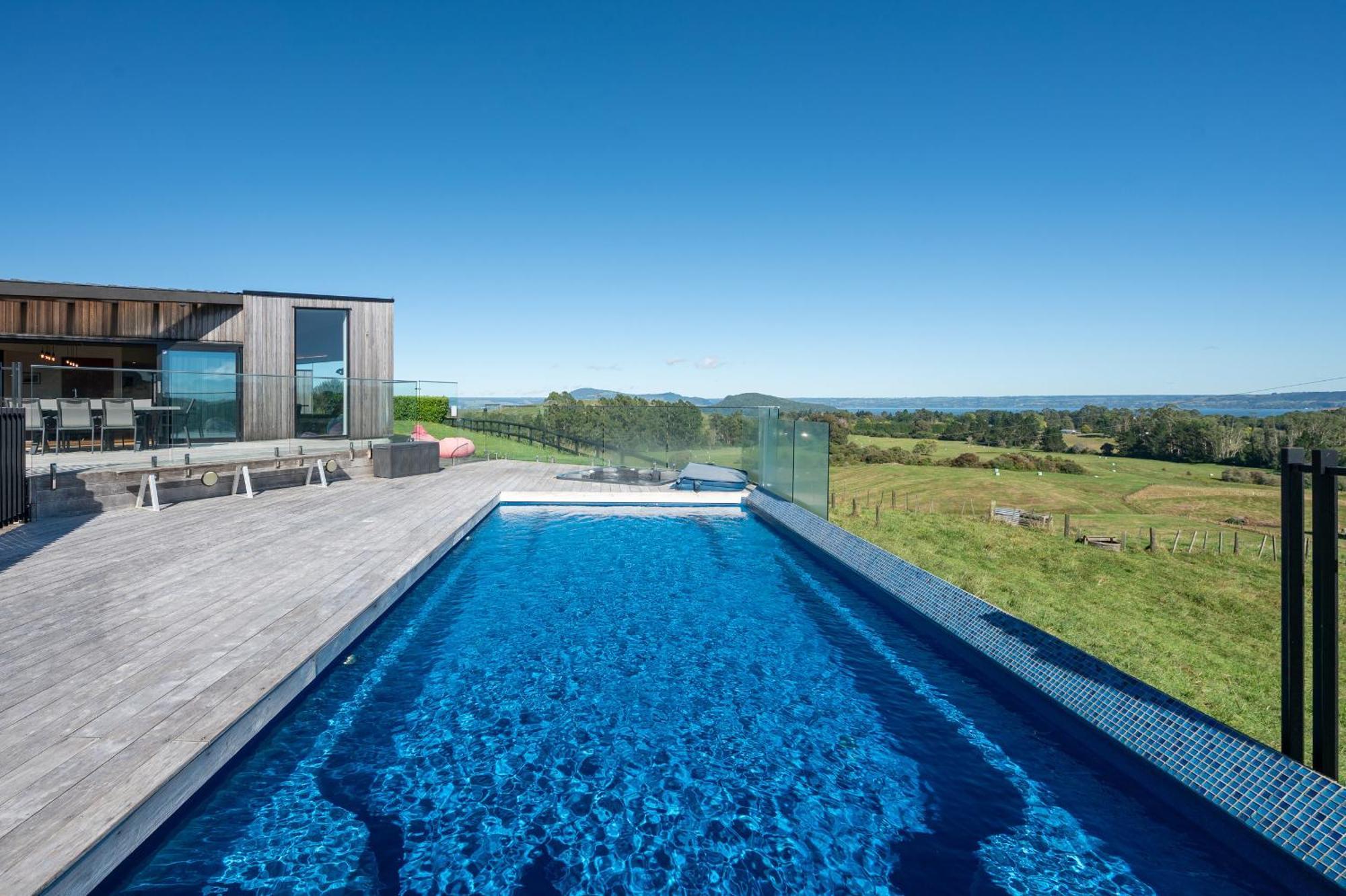 Slice Of Heaven - * Rotorua