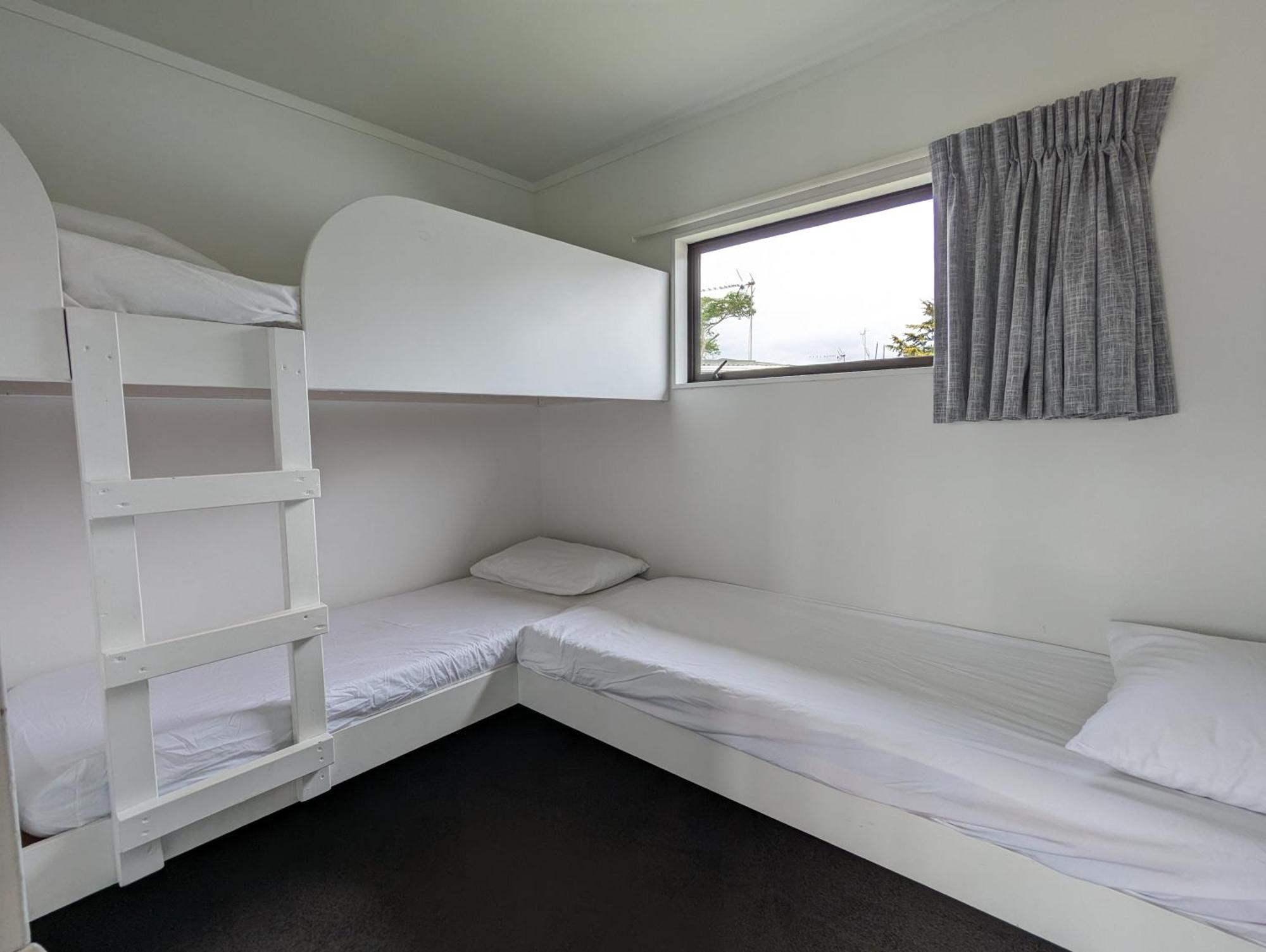 Holdens Bay Campo de férias 3*