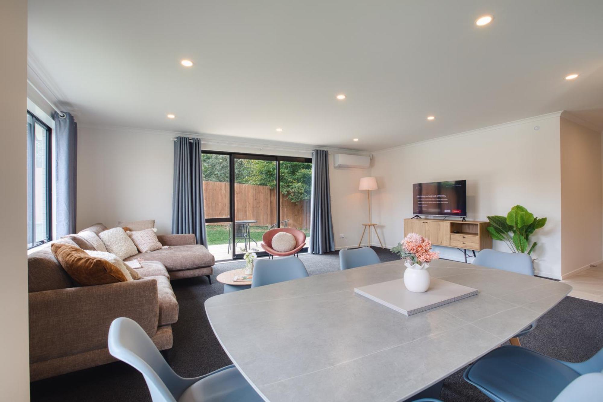 Stylish 4 Bedroom House Brand New In