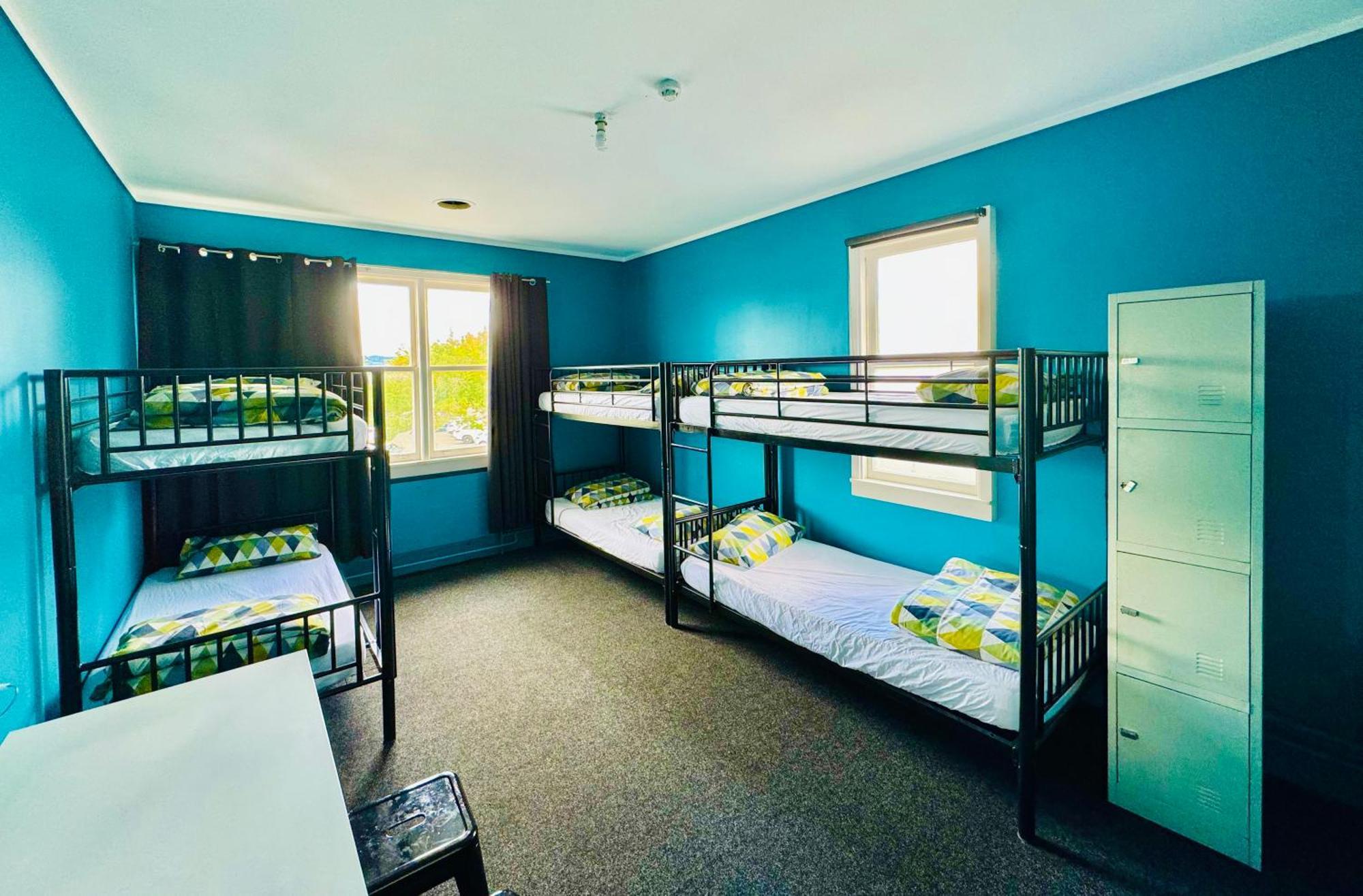 Crashpalace Backpackers *