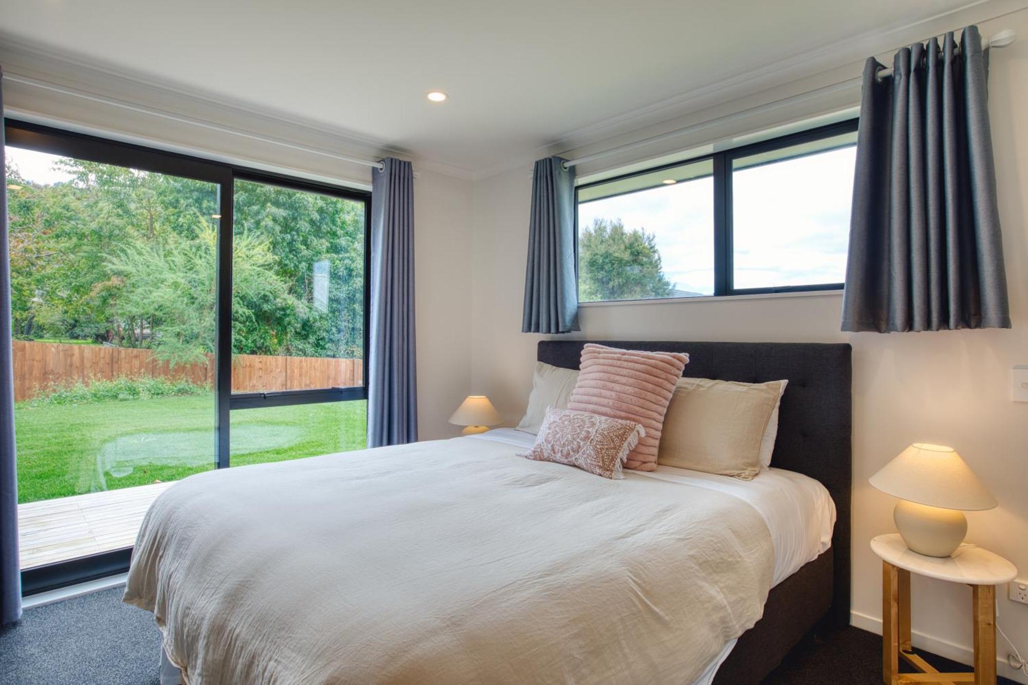Stylish 4 Bedroom House Brand New In Rotorua
