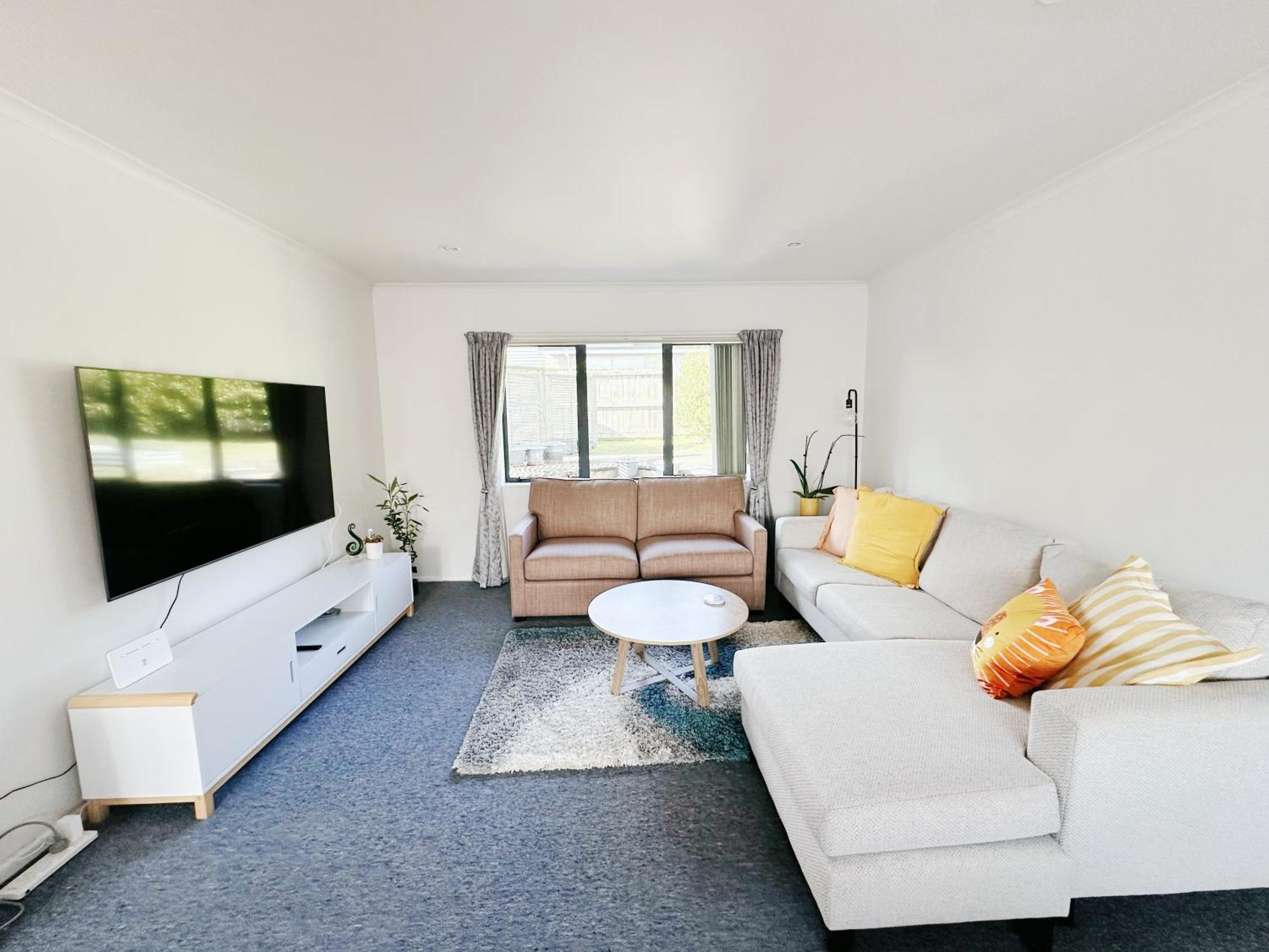 Comfort 3 Bedrooms House Near Redwood Rotorua