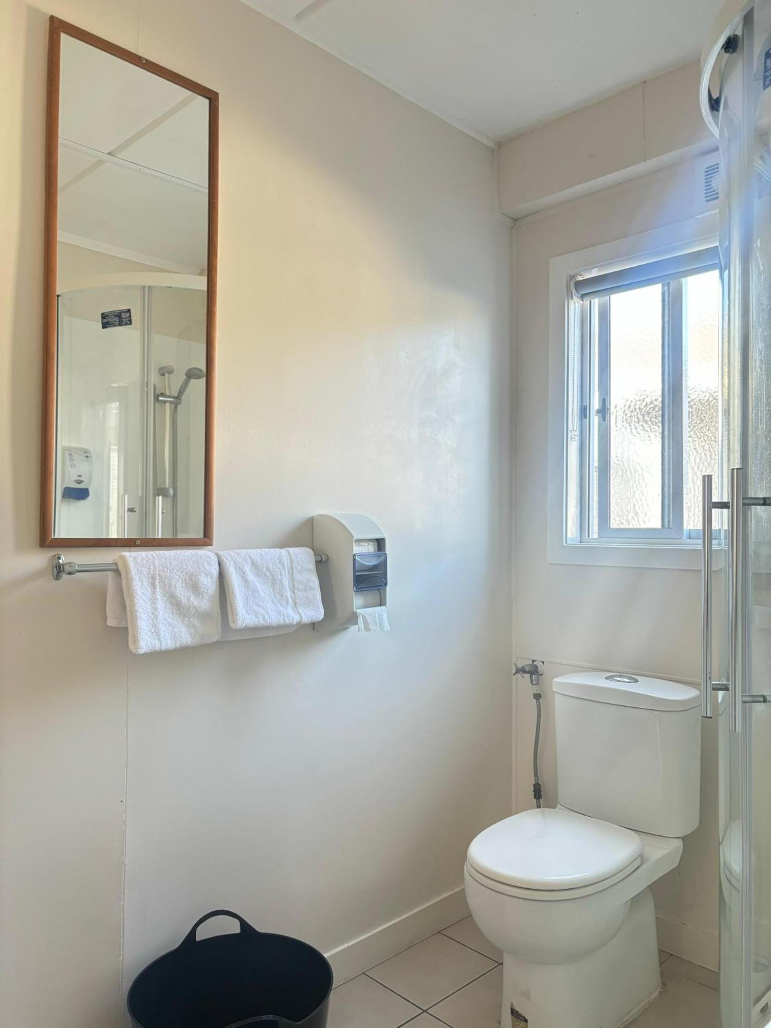 Kowhai 3*
