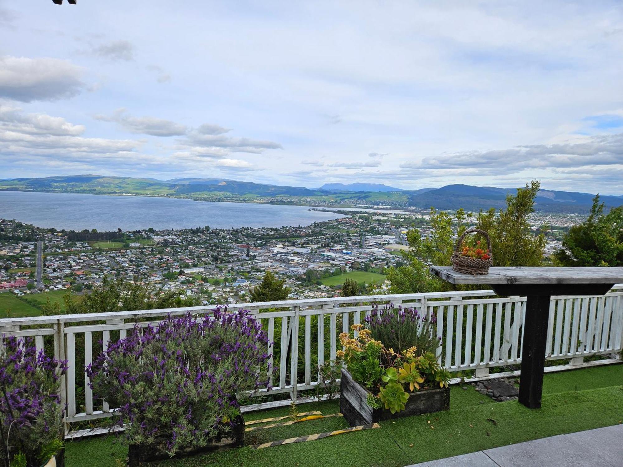 Aorangi Mountain Lodge Holiday home