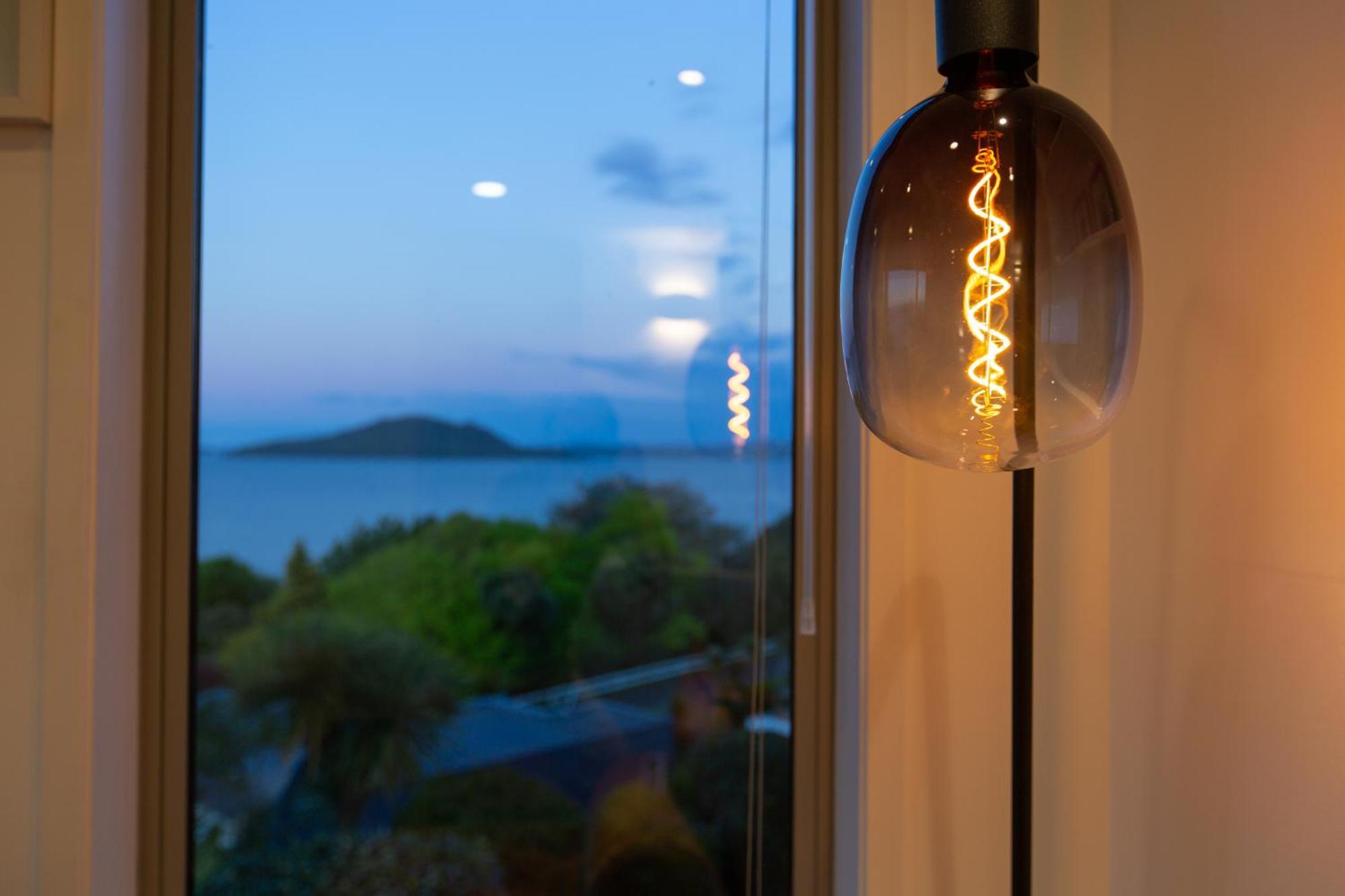 Serenity Lakeview Retreat Holiday home Rotorua